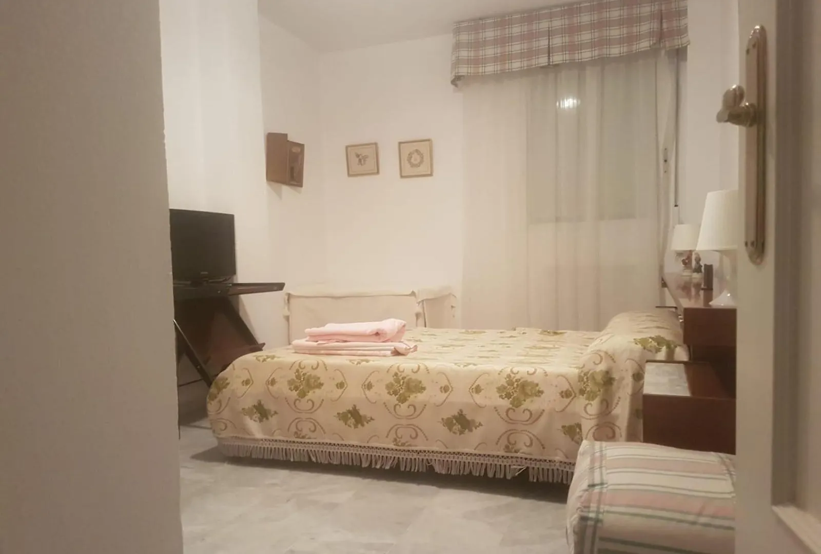 Luminoso Piso Nervion Apartment Seville 0*,  Spain